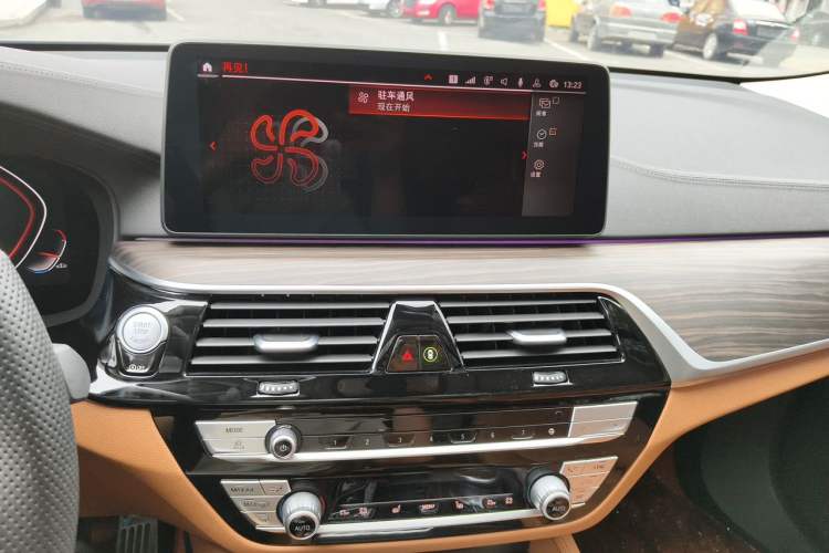 Used BMW 6 Series GT 2021 630i Luxury Design Package Audio And AC Panel