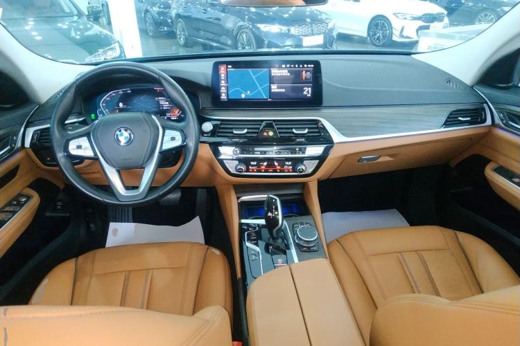 Used BMW 6 Series GT 2021 Updated 630i Luxury Design Package Center Console