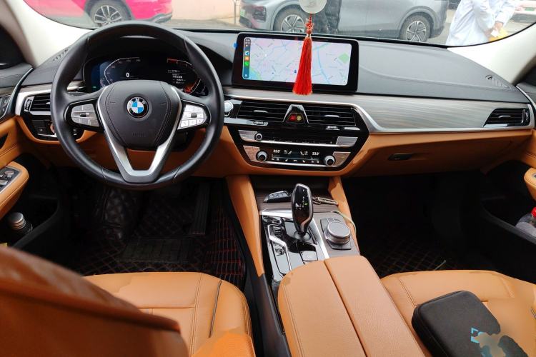 Used BMW 6 Series GT 2021 630i Luxury Design Package Center Console