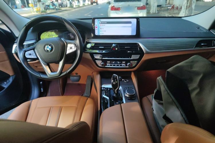 Used BMW 6 Series GT 2021 Updated 630i Luxury Design Package Center Console
