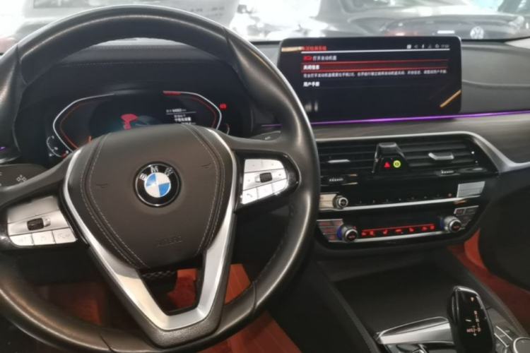 Used BMW 6 Series GT 2021 630i Luxury Design Package Center Console