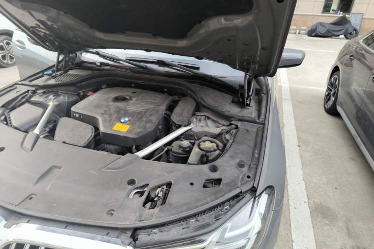 Used BMW 6 Series GT 2021 Restyled 630i M Sport Package Engine Bay Left