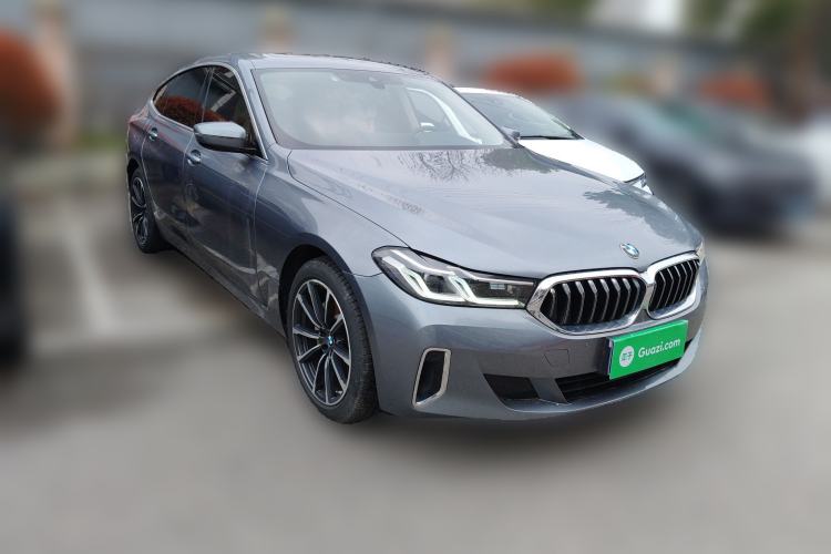 Used BMW 6 Series GT 2021 630i Luxury Design Package Front Right 45 Deg