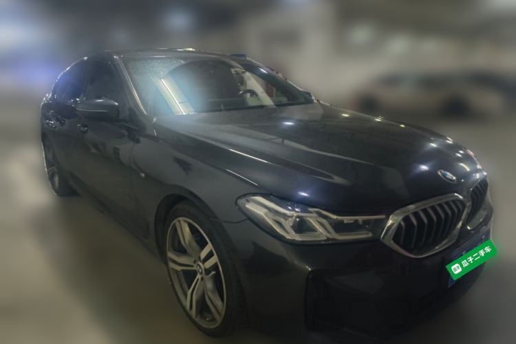 Used BMW 6 Series GT 2021 630i M Sport Package Front Right 45 Deg
