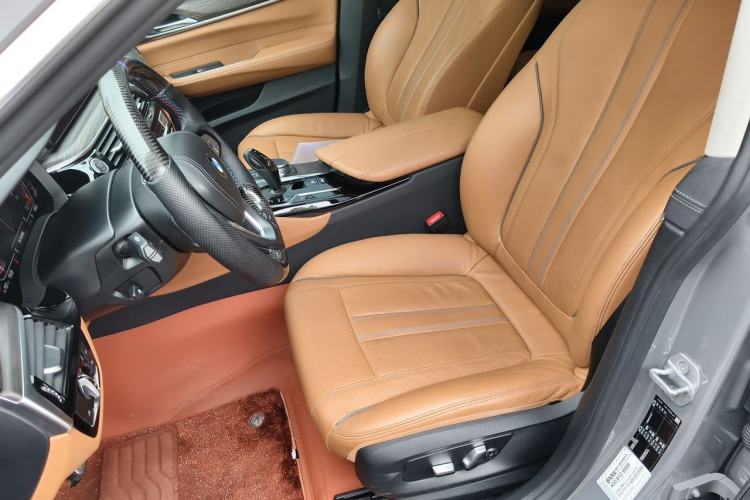 Used BMW 6 Series GT 2021 630i Luxury Design Package Left Front Seat