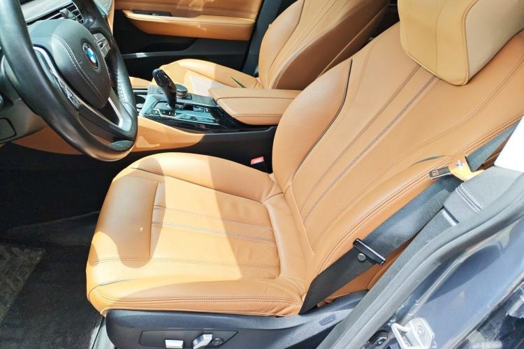 Used BMW 6 Series GT 2021 630i Luxury Design Package Left Front Seat