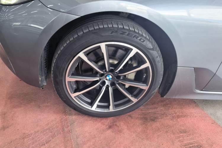 Used BMW 6 Series GT 2021 Updated 630i Luxury Design Package Left Front Wheel Hub