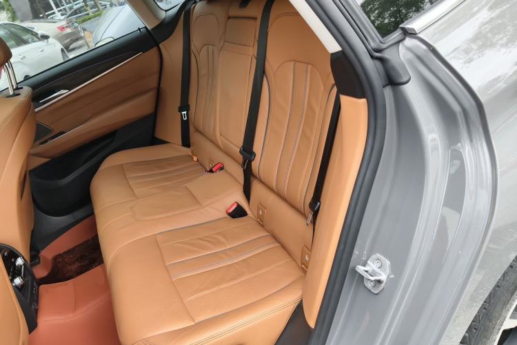 Used BMW 6 Series GT 2021 630i Luxury Design Package Left Rear Seat