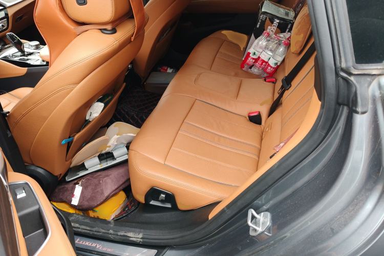 Used BMW 6 Series GT 2021 630i Luxury Design Package Left Rear Seat