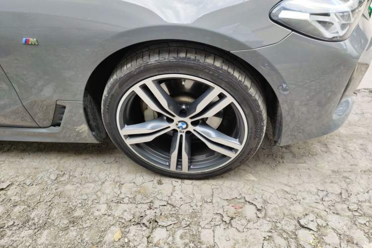 Used BMW 6 Series GT 2021 Restyled 630i M Sport Package Right Front Wheel Hub