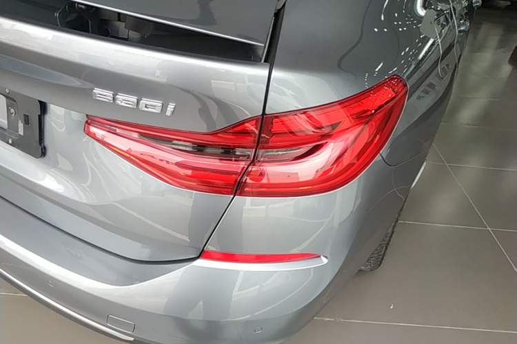 Used BMW 6 Series GT 2021 Updated 630i Luxury Design Package Right Rear Taillight