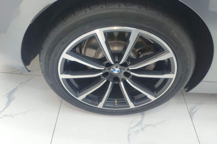 Used BMW 6 Series GT 2021 Updated 630i Luxury Design Package Right Rear Wheel Hub