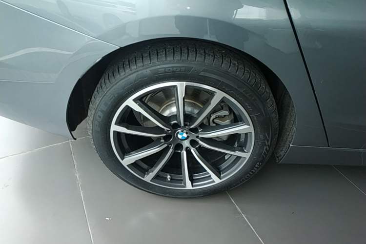 Used BMW 6 Series GT 2021 Updated 630i Luxury Design Package Right Rear Wheel Hub