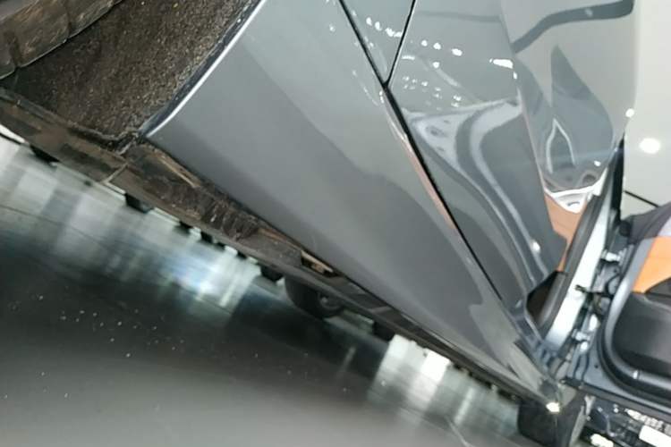Used BMW 6 Series GT 2021 Updated 630i Luxury Design Package Right Side Sill