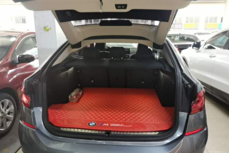 Used BMW 6 Series GT 2021 630i Luxury Design Package Trunk