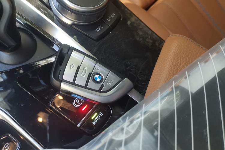 Used BMW 6 Series GT 2021 Restyled 630i M Sport Package Vehicle Key