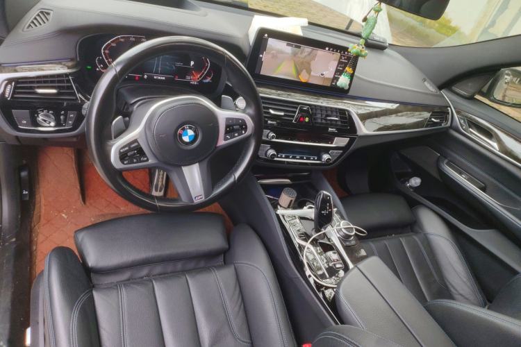 Used BMW 6 Series GT 2021 630i M Sport Package Center Console