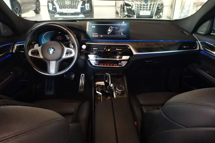 Used BMW 6 Series GT 2021 630i M Sport Package Center Console
