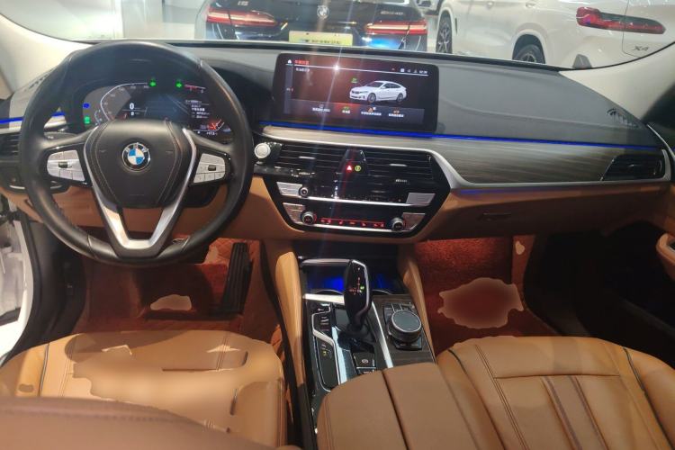 Used BMW 6 Series GT 2021 Updated 630i Luxury Design Package Center Console