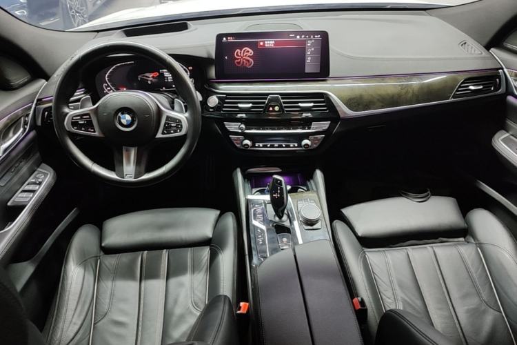 Used BMW 6 Series GT 2021 630i M Sport Package Center Console