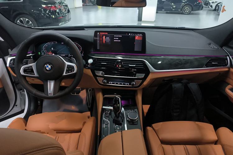 Used BMW 6 Series GT 2021 Restyled 630i M Sport Package Center Console