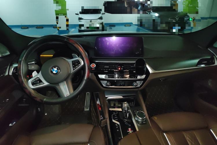 Used BMW 6 Series GT 2021 630i M Sport Grand Touring Edition Center Console