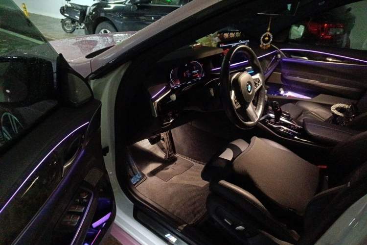 Used BMW 6 Series GT 2021 630i M Sport Package Driver Seat