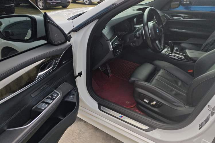 Used BMW 6 Series GT 2021 Restyled 630i M Sport Package Driver Seat