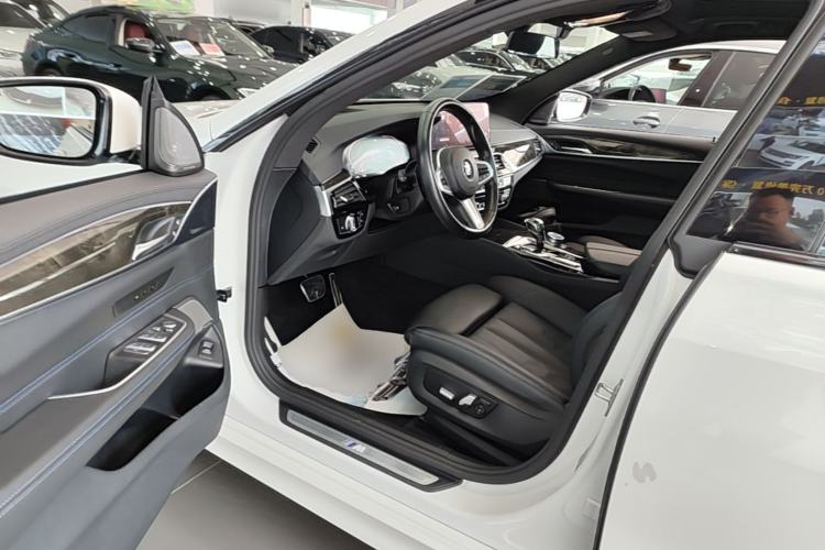 Used BMW 6 Series GT 2021 Restyled 630i M Sport Package Driver Seat