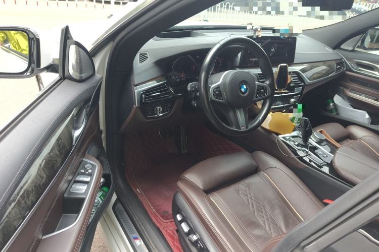 Used BMW 6 Series GT 2021 630i M Sport Grand Touring Edition Driver Seat