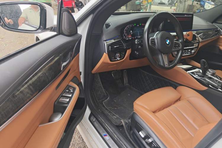 Used BMW 6 Series GT 2021 630i M Sport Package Driver Seat
