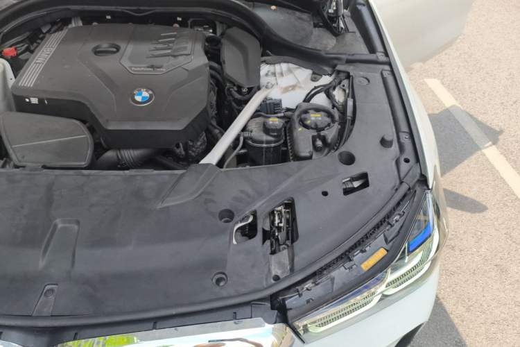 Used BMW 6 Series GT 2021 630i M Sport Grand Touring Edition Engine Bay Left