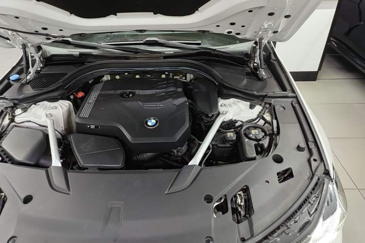 Used BMW 6 Series GT 2021 630i M Sport Package Engine Bay Left