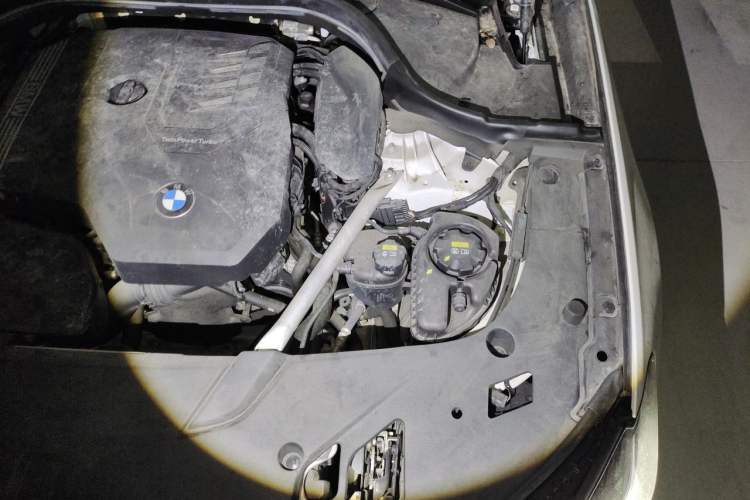 Used BMW 6 Series GT 2021 Updated 630i Luxury Design Package Engine Bay Left