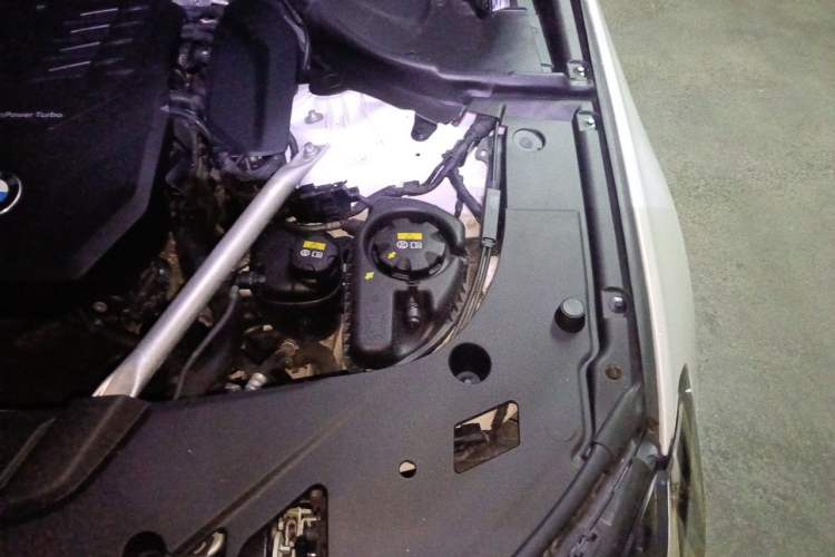 Used BMW 6 Series GT 2021 630i M Sport Package Engine Bay Left