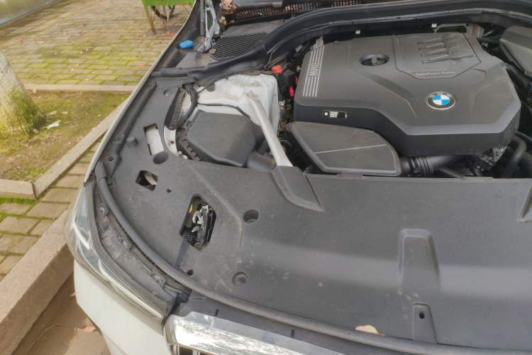 Used BMW 6 Series GT 2021 630i M Sport Package Engine Bay Right