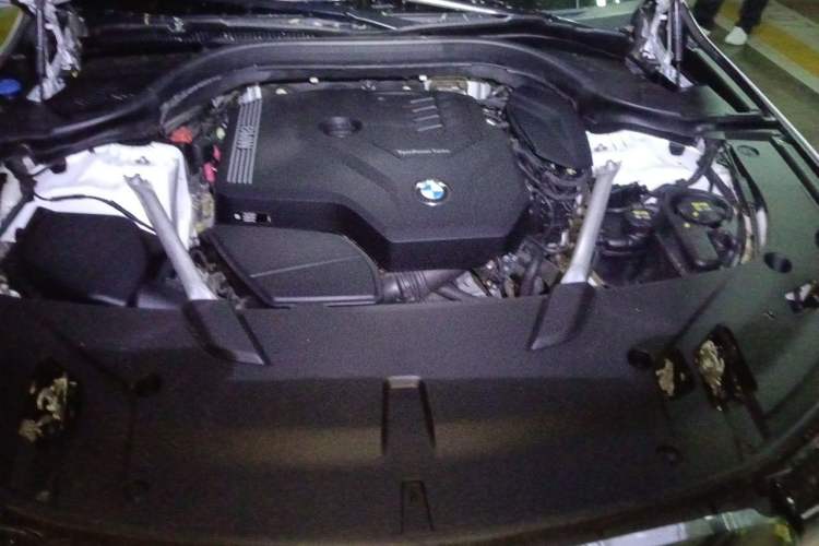 Used BMW 6 Series GT 2021 630i M Sport Package Engine Bay