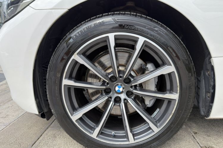Used BMW 6 Series GT 2021 630i Luxury Design Package Exterior 1
