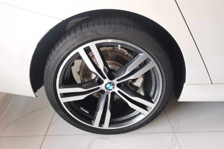 Used BMW 6 Series GT 2021 630i M Sport Package Exterior 5