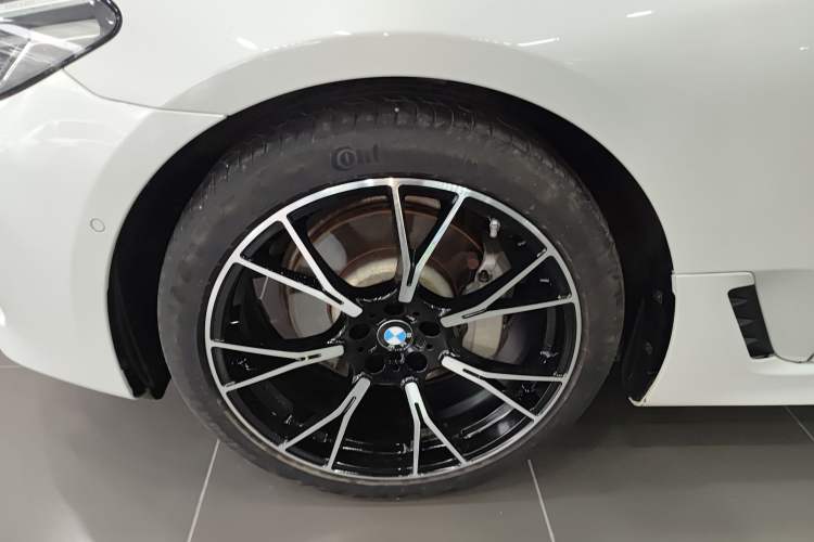 Used BMW 6 Series GT 2021 Restyled 630i M Sport Package Exterior 7