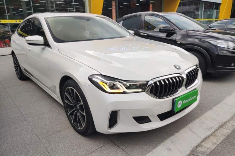 Used BMW 6 Series GT 2021 630i Luxury Design Package Front Right 45 Deg