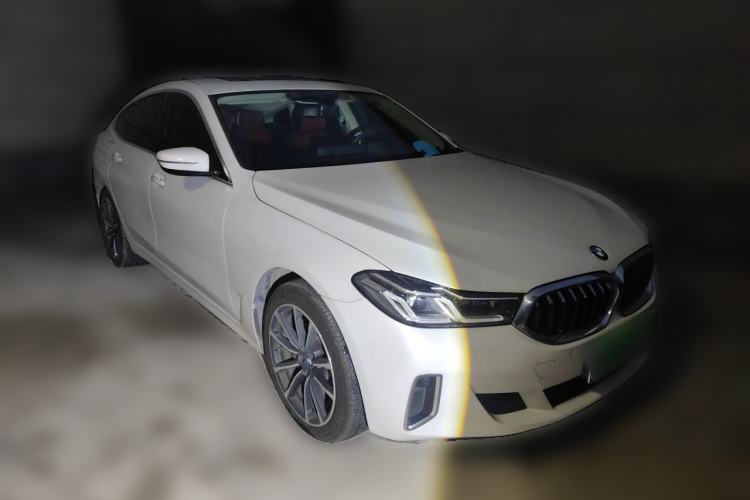 Used BMW 6 Series GT 2021 630i Luxury Design Package Front Right 45 Deg