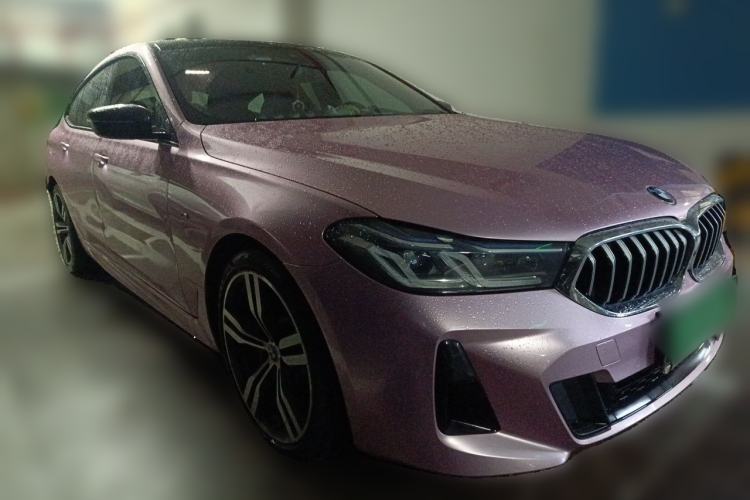 Used BMW 6 Series GT 2021 630i M Sport Package Front Right 45 Deg