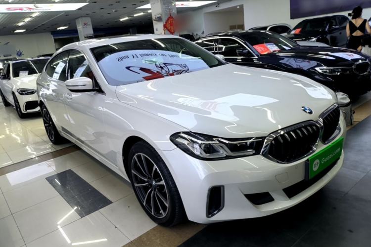Used BMW 6 Series GT 2021 Updated 630i Luxury Design Package Front Right 45 Deg