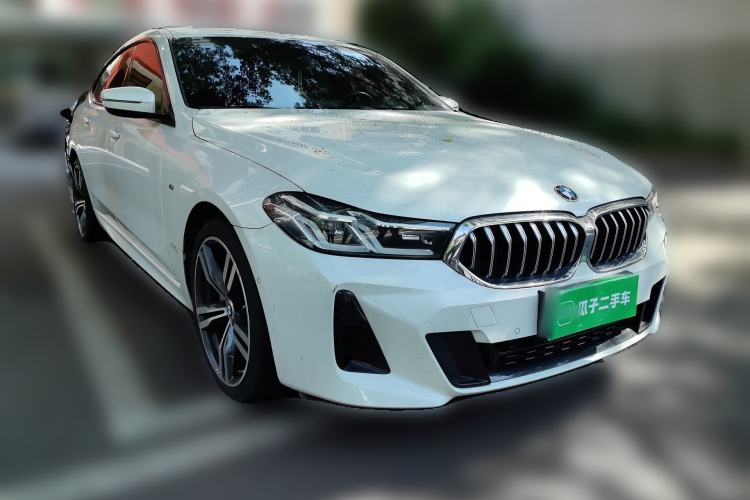Used BMW 6 Series GT 2021 630i M Sport Package Front Right 45 Deg