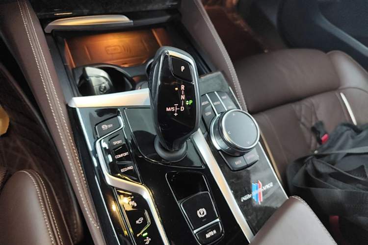 Used BMW 6 Series GT 2021 630i M Sport Grand Touring Edition Gear Lever