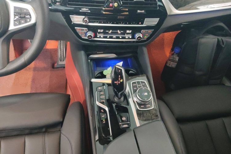 Used BMW 6 Series GT 2021 630i M Sport Package Gear Lever