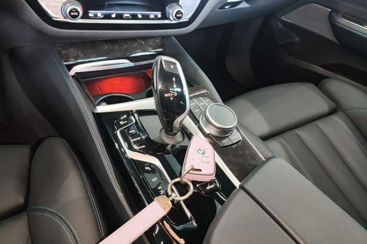 Used BMW 6 Series GT 2021 Restyled 630i M Sport Package Gear Lever