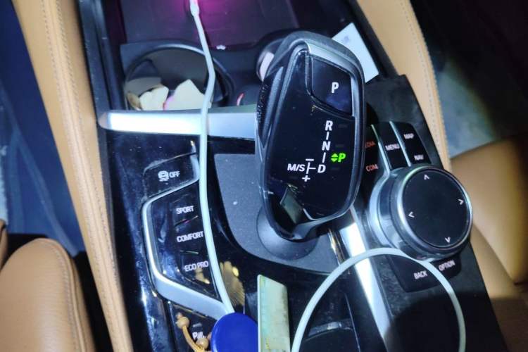 Used BMW 6 Series GT 2021 630i M Sport Package Gear Lever