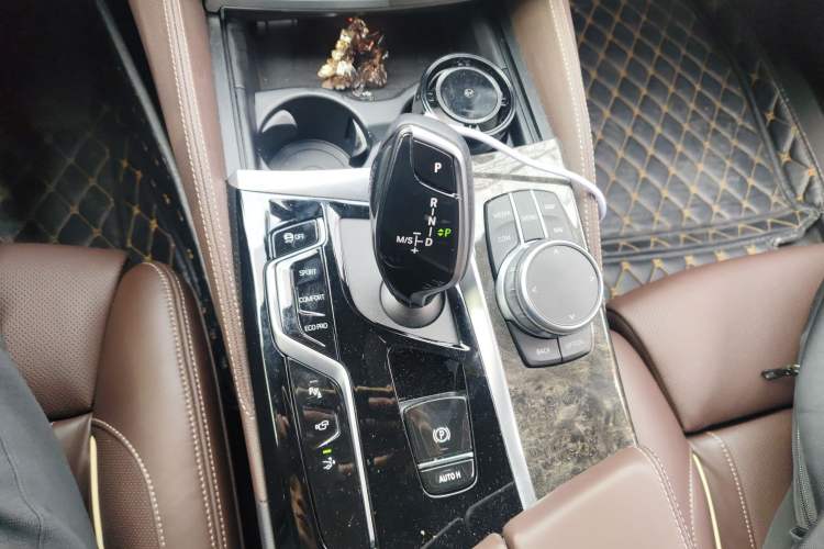 Used BMW 6 Series GT 2021 630i M Sport Grand Touring Edition Gear Lever